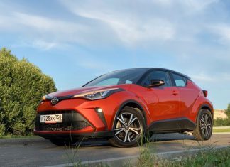 Покемон: тест-драйв Toyota C-HR